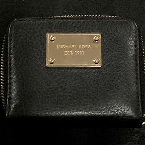 Micheal Kors wallet